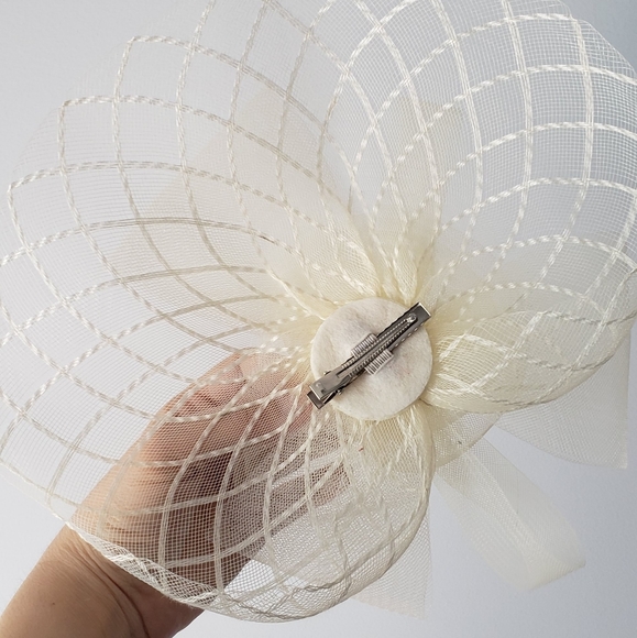 Hair Accessory - Picture 2 of 4